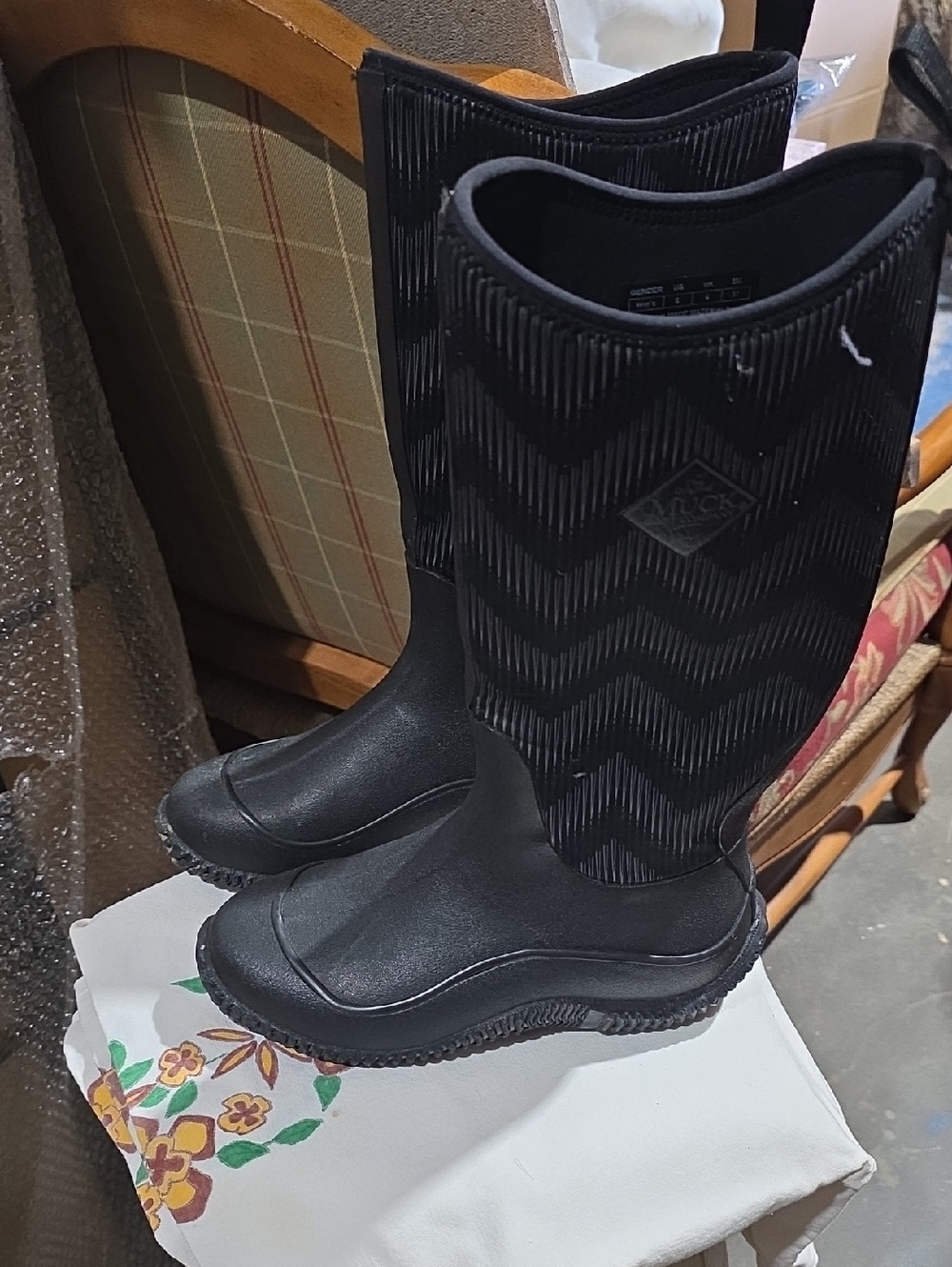 Muck Boot CO Women’s Black Waterproof Mid-Calf Rain Boots Size 6